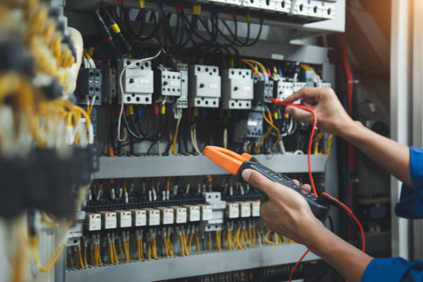 Best Emergency Electrical Repair  in St Louis Park, MN